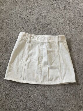 H&M White Mini Skirt with Panel Stitching